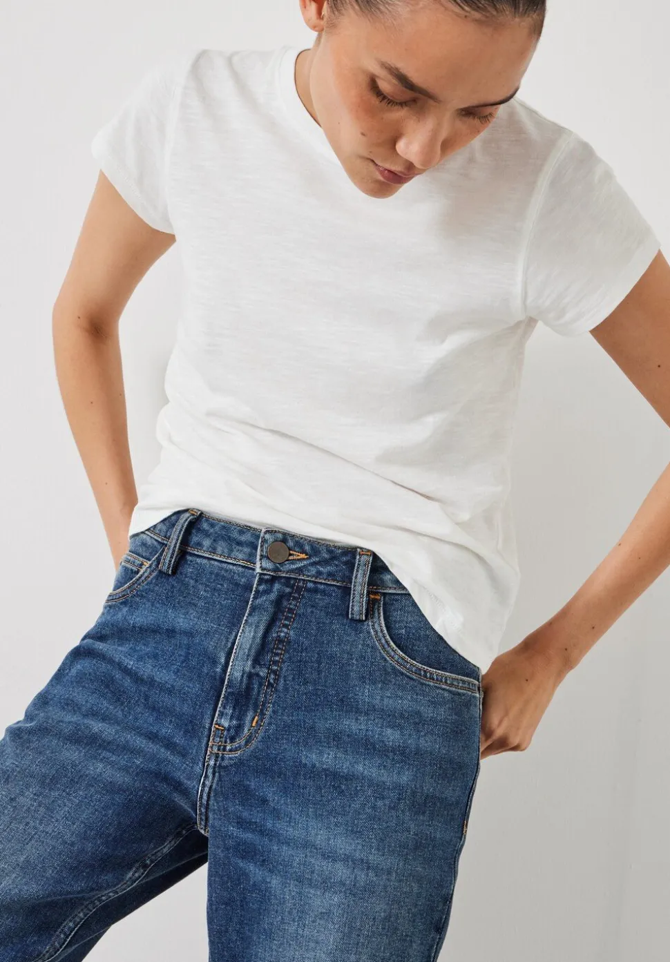 Agnes Straight Leg Jeans