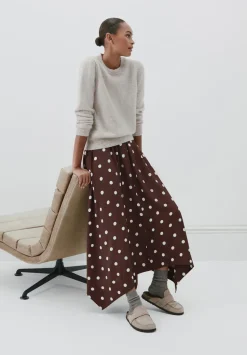Air Flow Hanky Hem Skirt