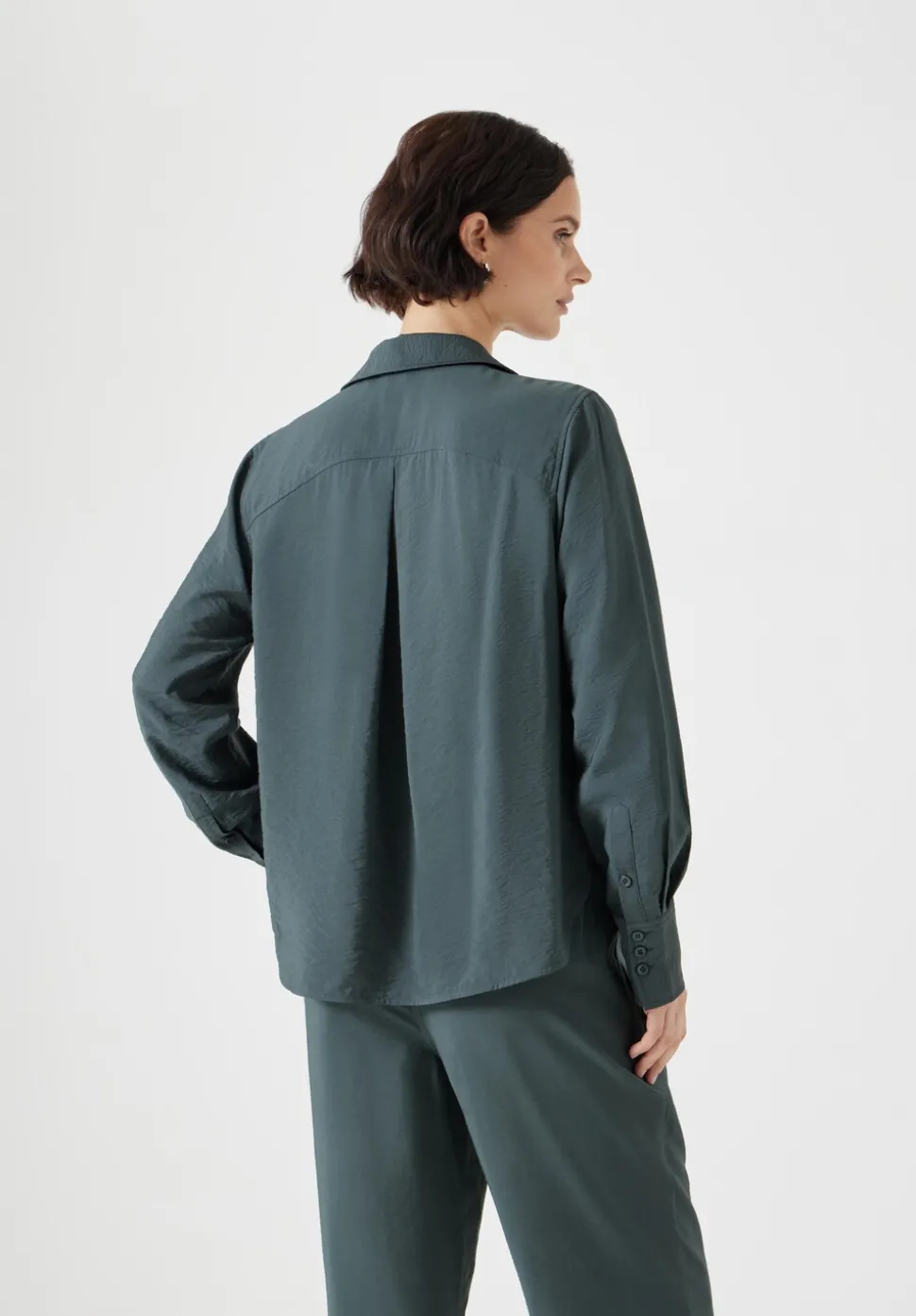 Air Flow Long Sleeve Relaxed Shirt