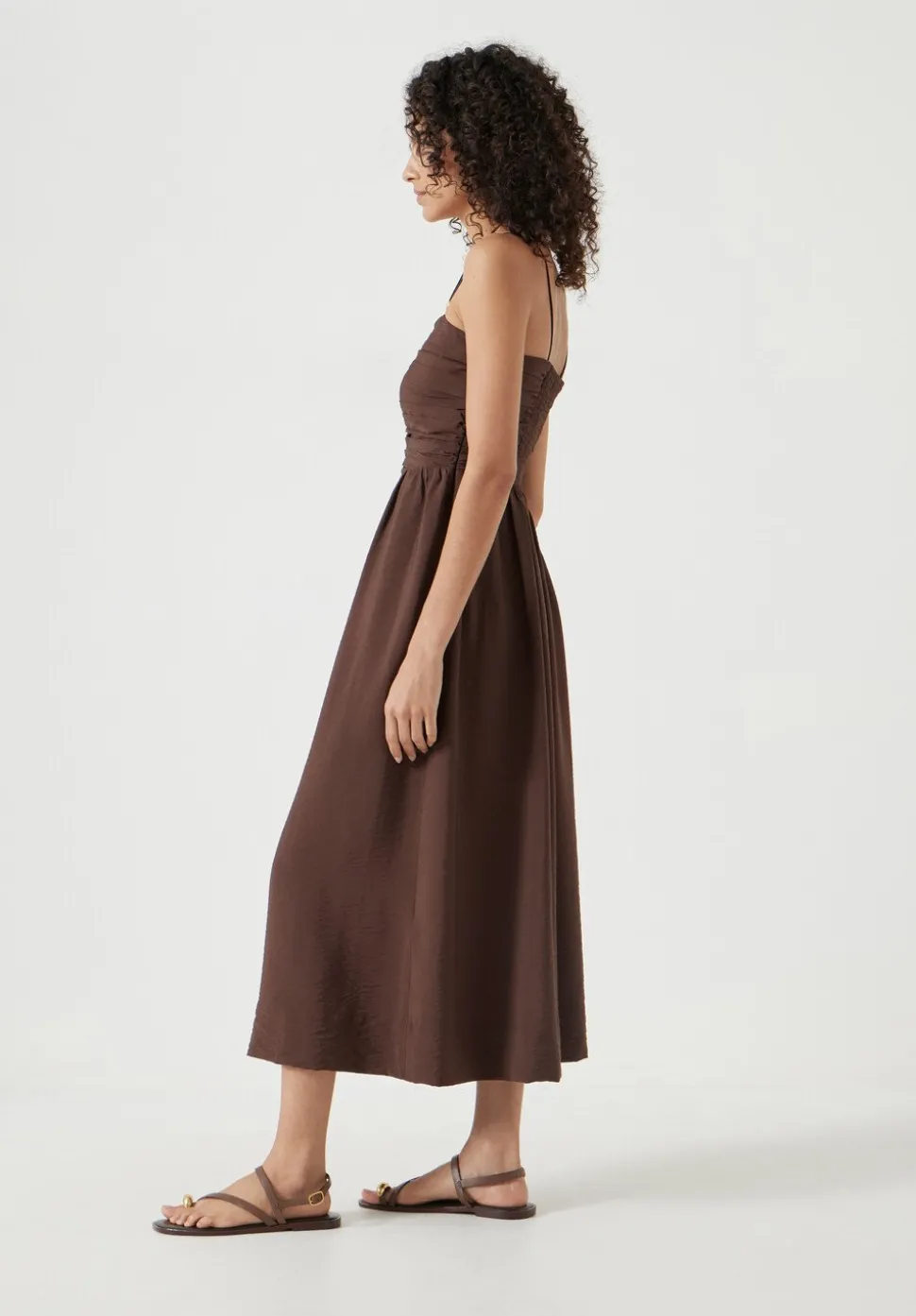 Air Flow Strappy Gathered Midi Dress