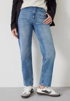Alex Straight Leg Jeans
