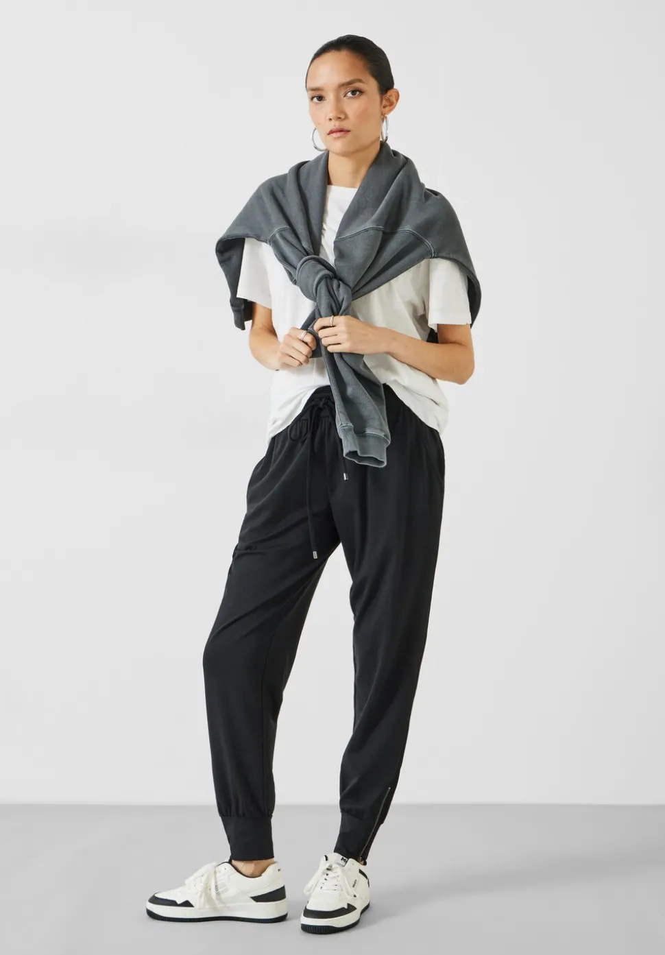 Amie Joggers