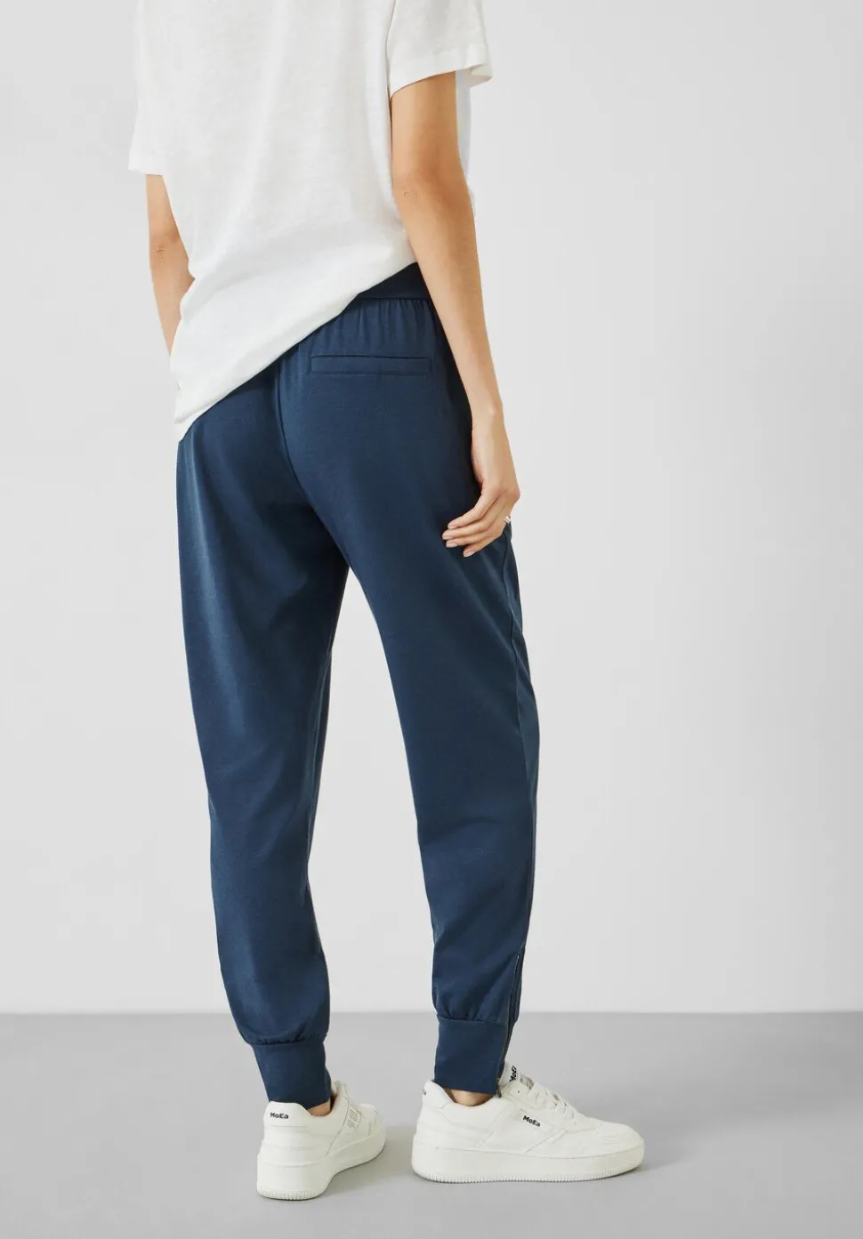 Amie Joggers
