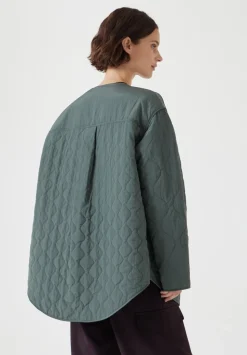 Anya Reversible Quilted Liner
