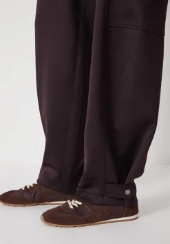 Barrel Leg Jogger