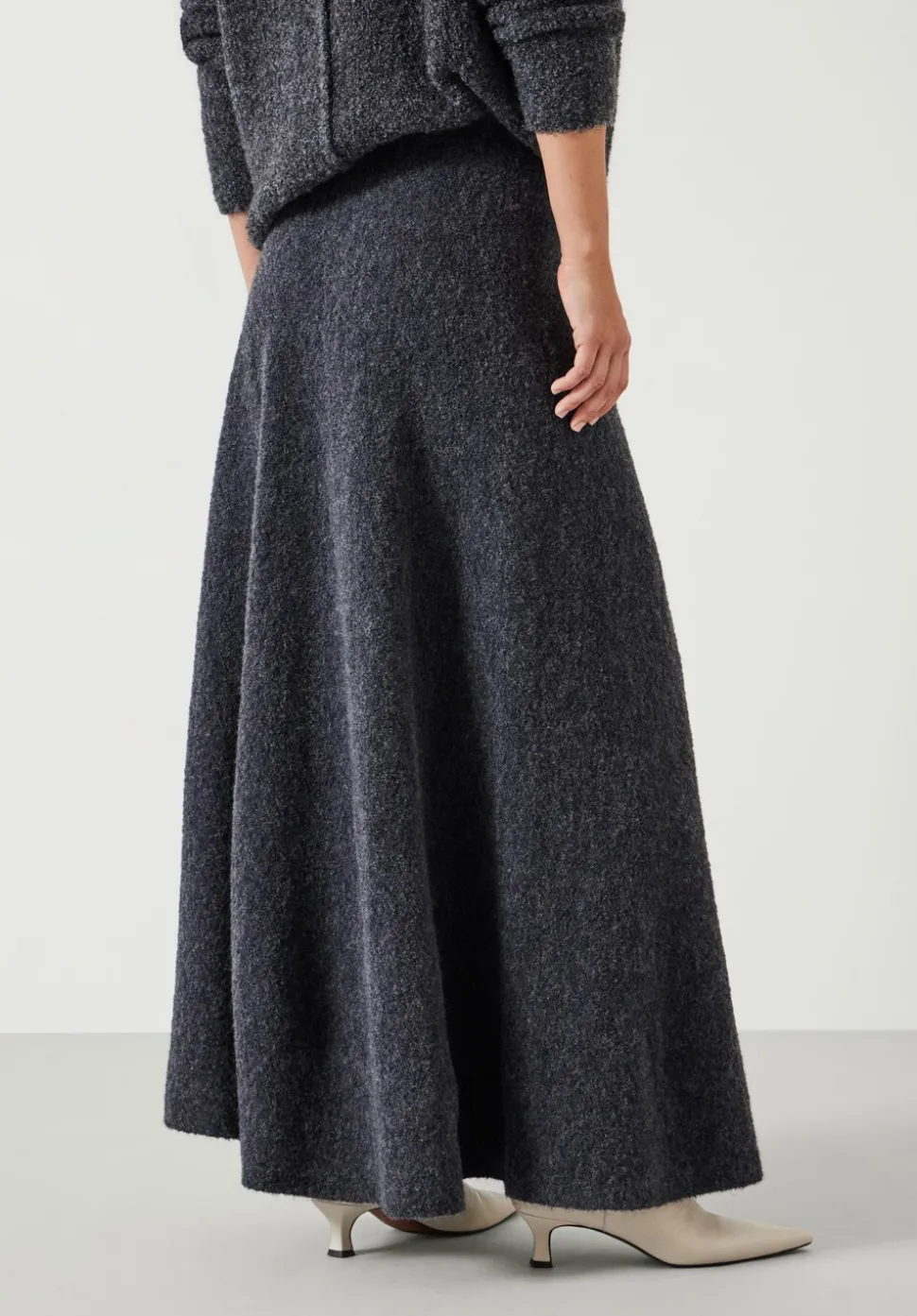 Bea Boucle Knitted Midi Skirt