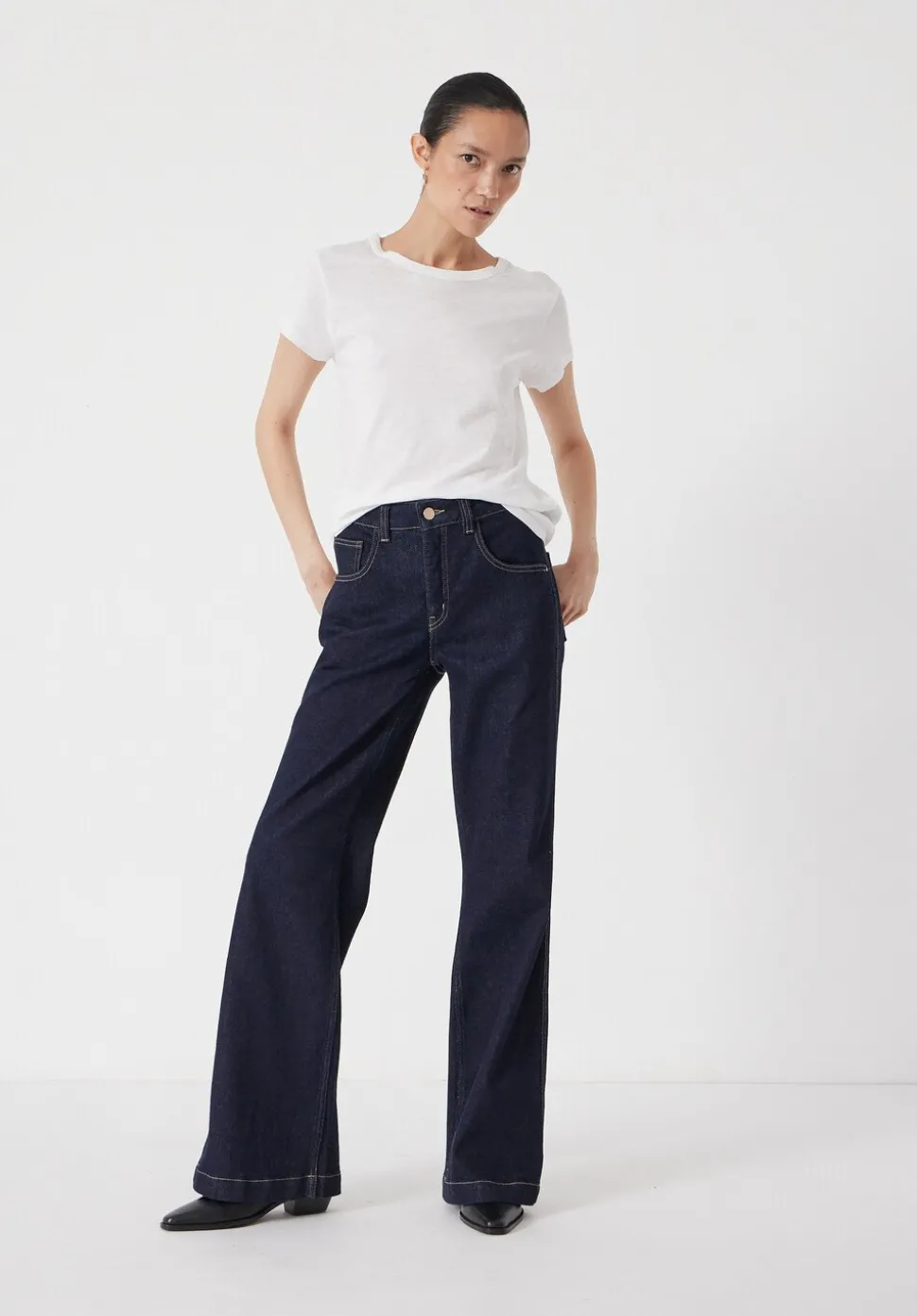 Bella Bootcut Jeans