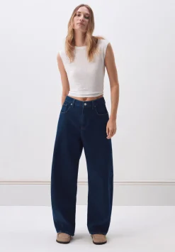 Bree Horseshoe Barrel Leg Jeans