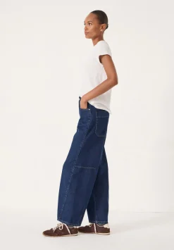 Bree Horseshoe Barrel Leg Jeans
