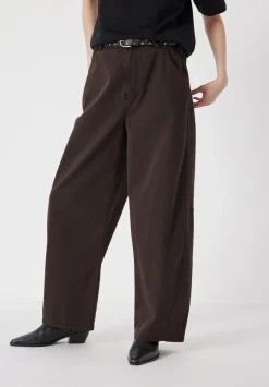 Bree Horseshoe Barrel Leg Trouser