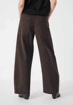 Bree Horseshoe Barrel Leg Trouser