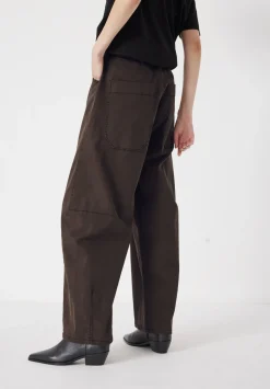Bree Horseshoe Barrel Leg Trouser