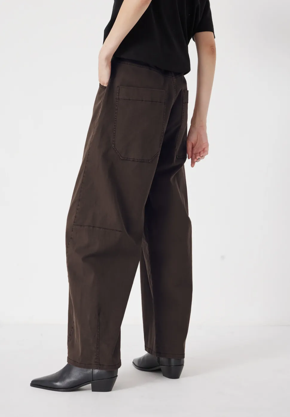 Bree Horseshoe Barrel Leg Trouser