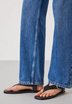 Brinley Buckle Toe Post Sandal