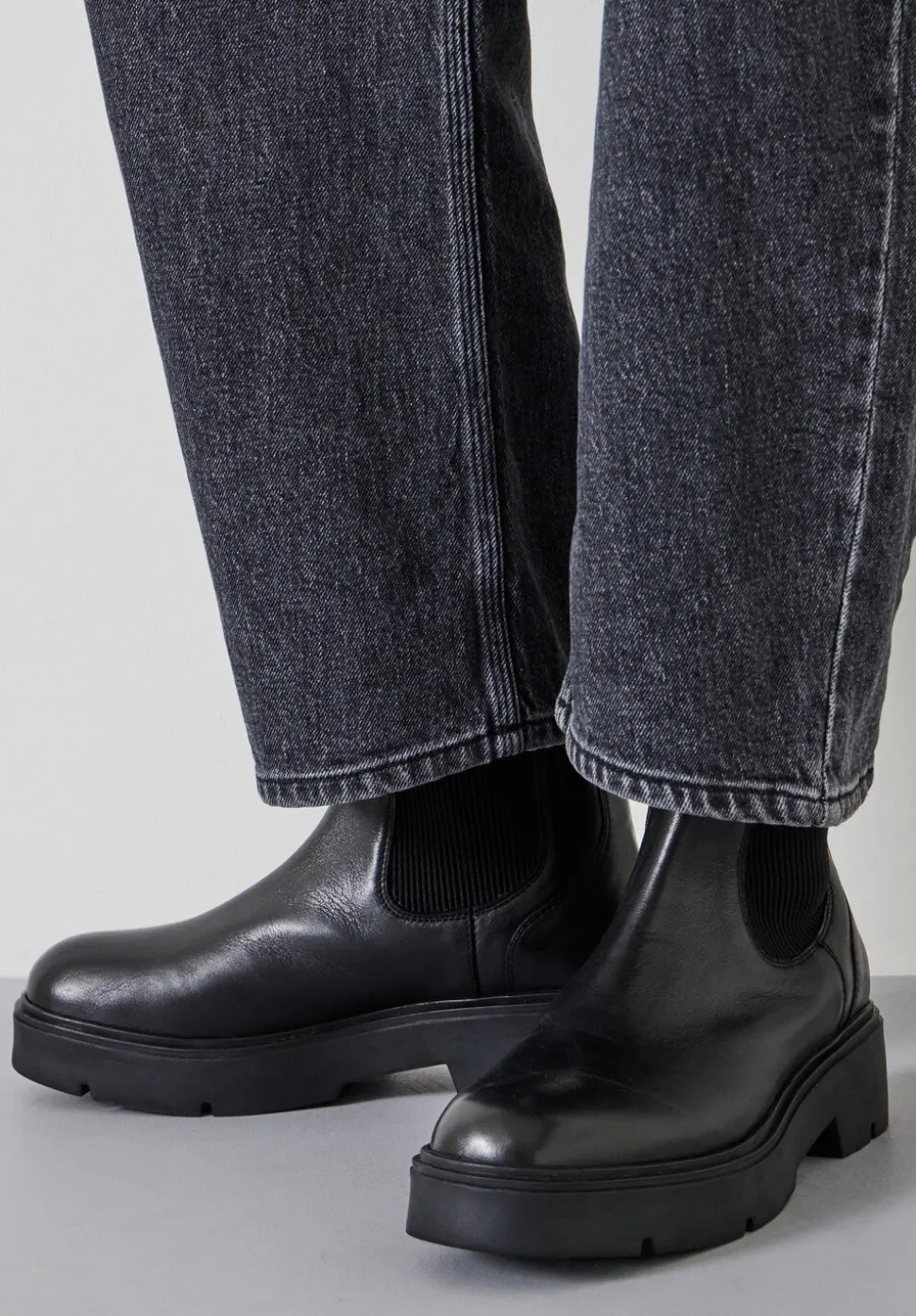 Chunky Leather Chelsea Boots