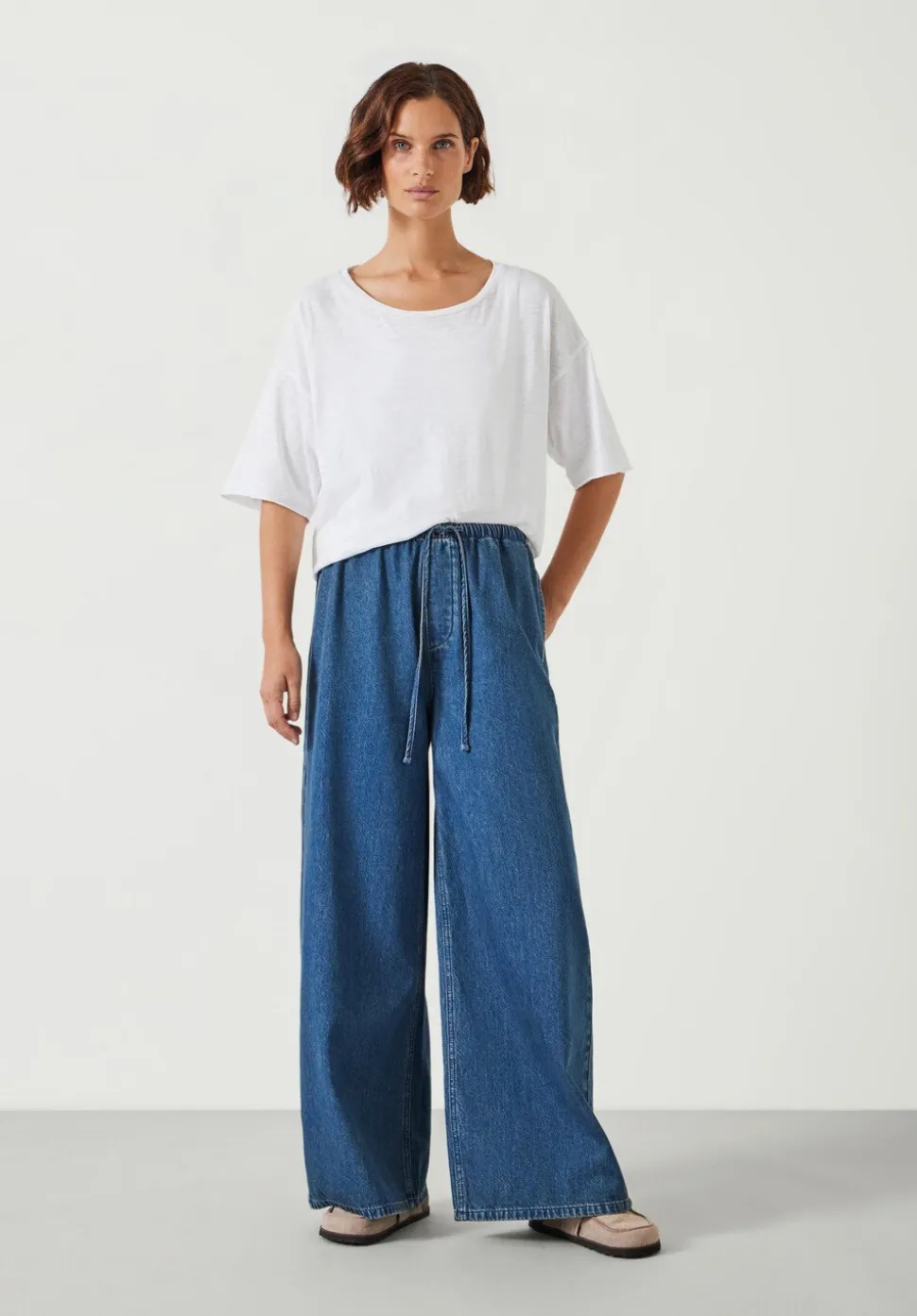 Clio Wide Leg Tie Waist Jeans