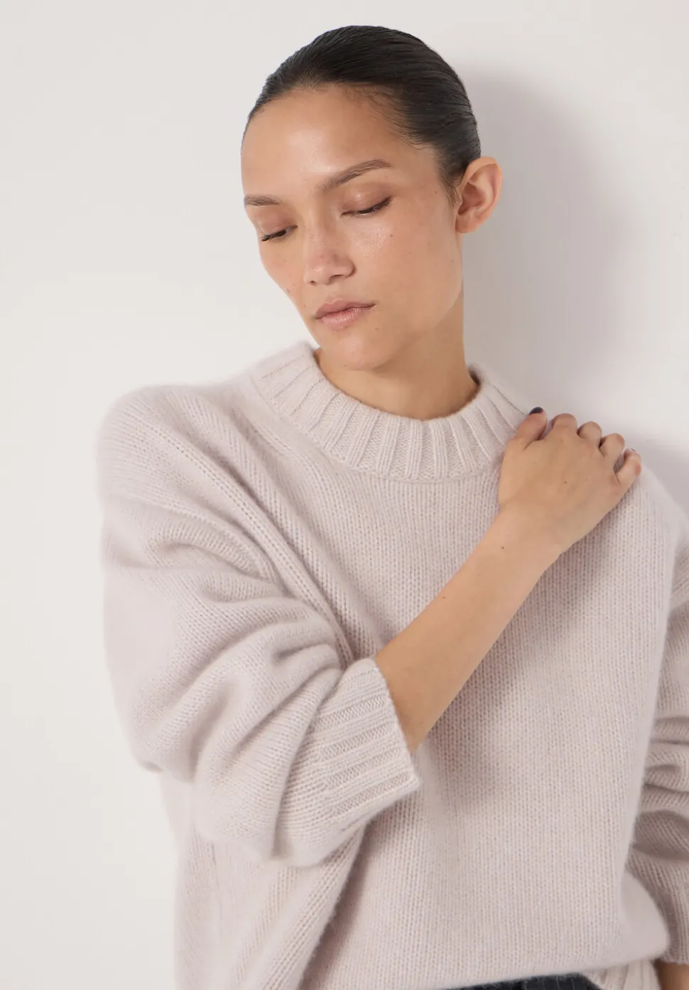 Cora Relaxed Chunky Cashmere Crew Jumper
