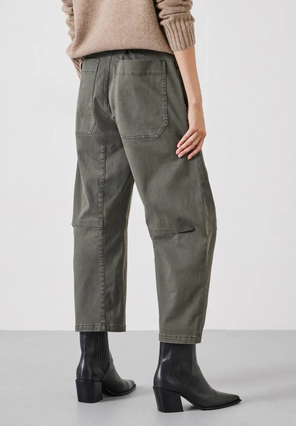 Cordi Barrel Leg Cotton Trousers