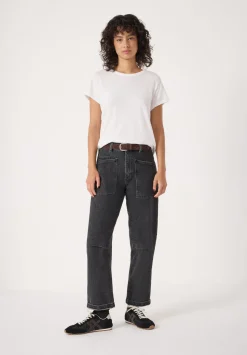Cordi Barrel Leg Jeans