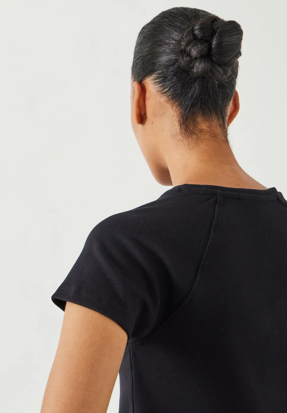 Deven Ribbed Fitted T-Shirt