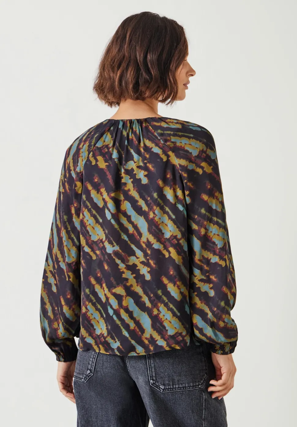 Elise Printed V-Neck Blouse