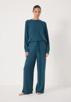 Elle Supersoft Raglan Top