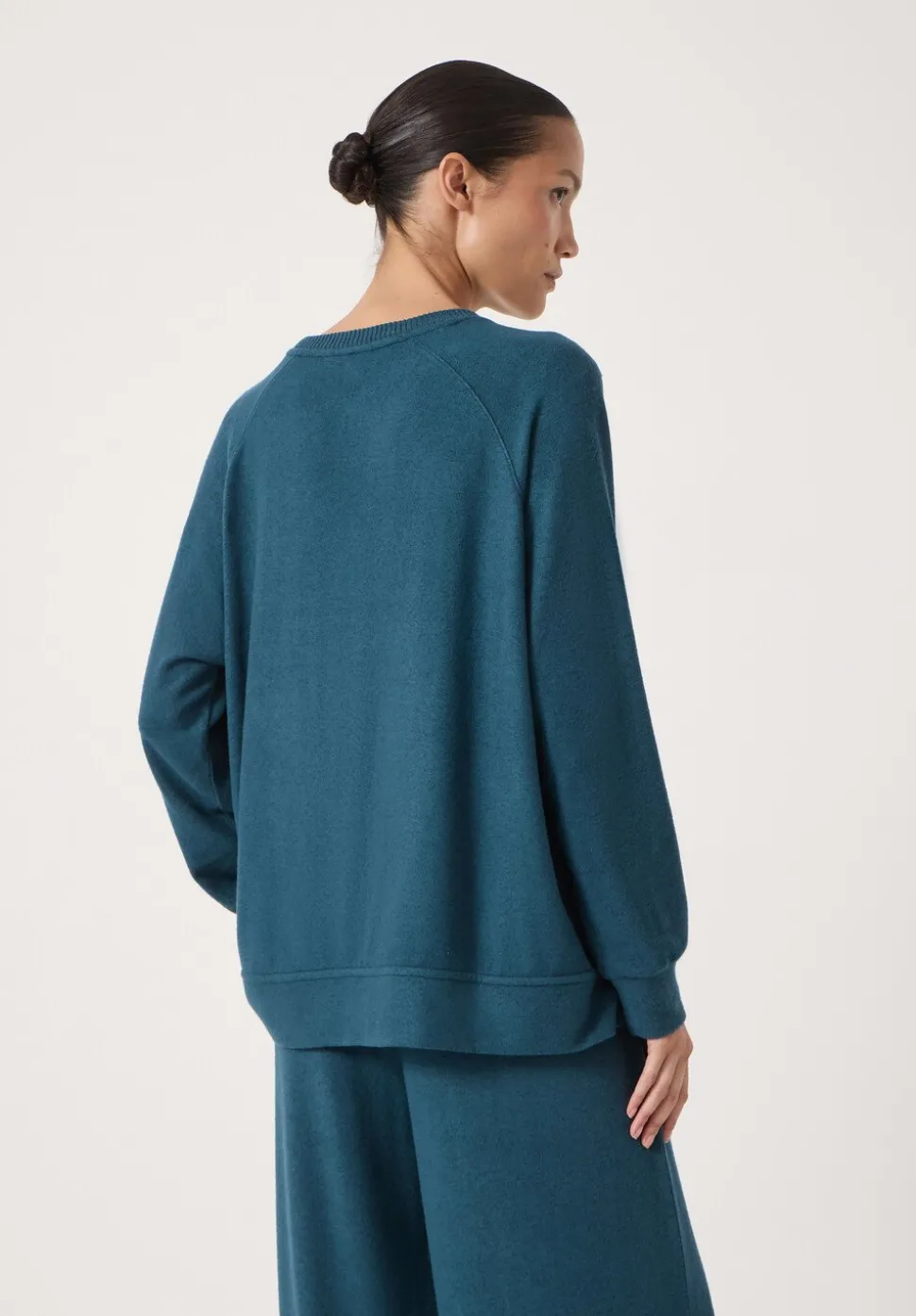 Elle Supersoft Raglan Top
