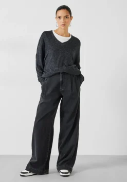 Elle Supersoft V-Neck Top