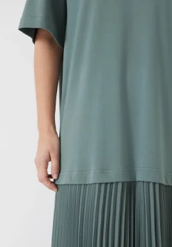 Esme Short Sleeve Pleated Midi Dress