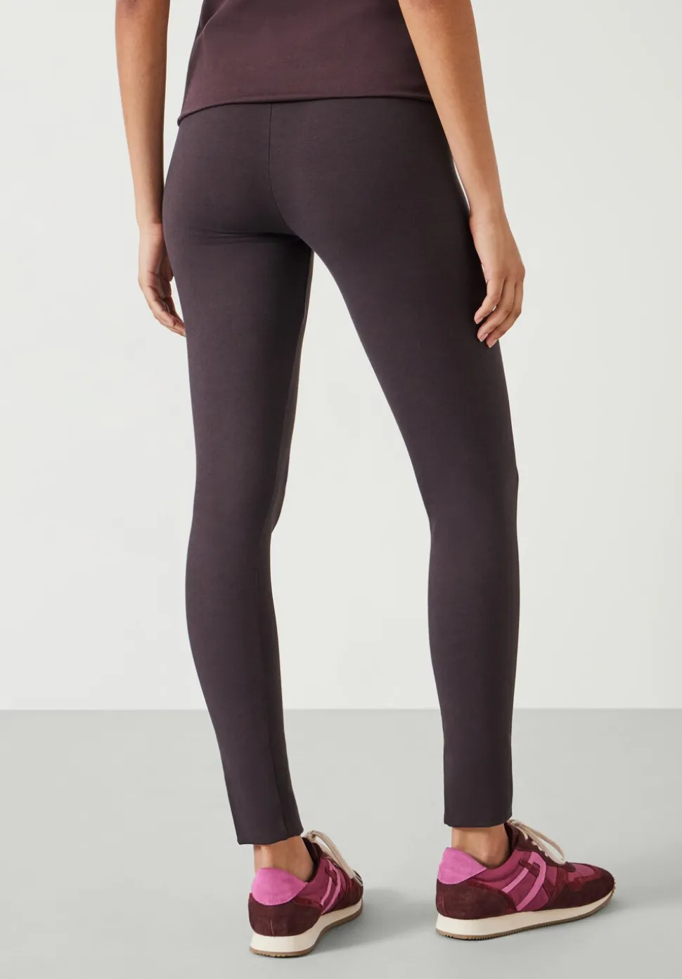 Essential Leggings