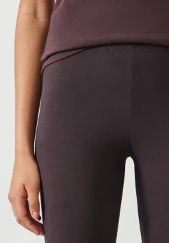Essential Leggings