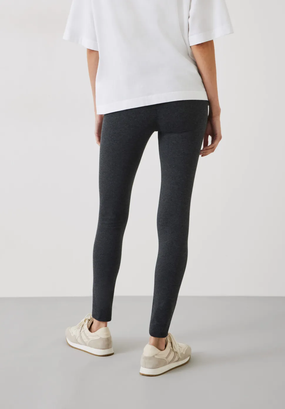 Essential Leggings