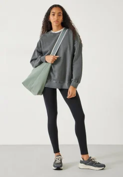 Essential Leggings