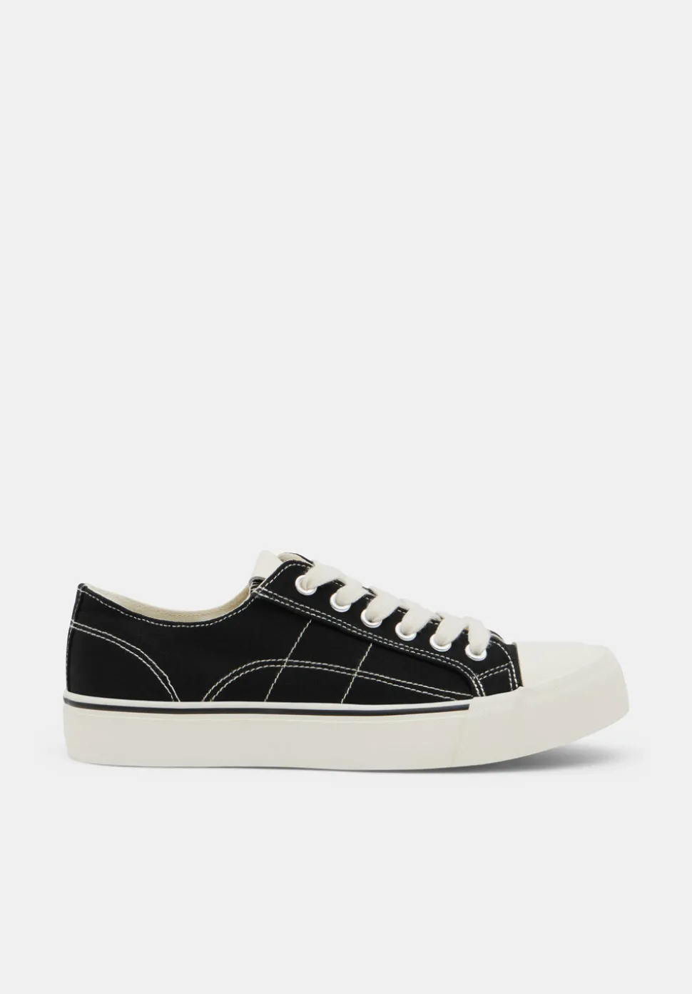 Finley Canvas Trainers