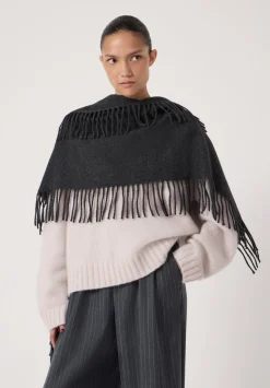 Fringe Detail Scarf