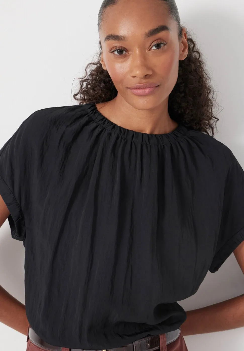 Gathered Crew Neck Detail Top