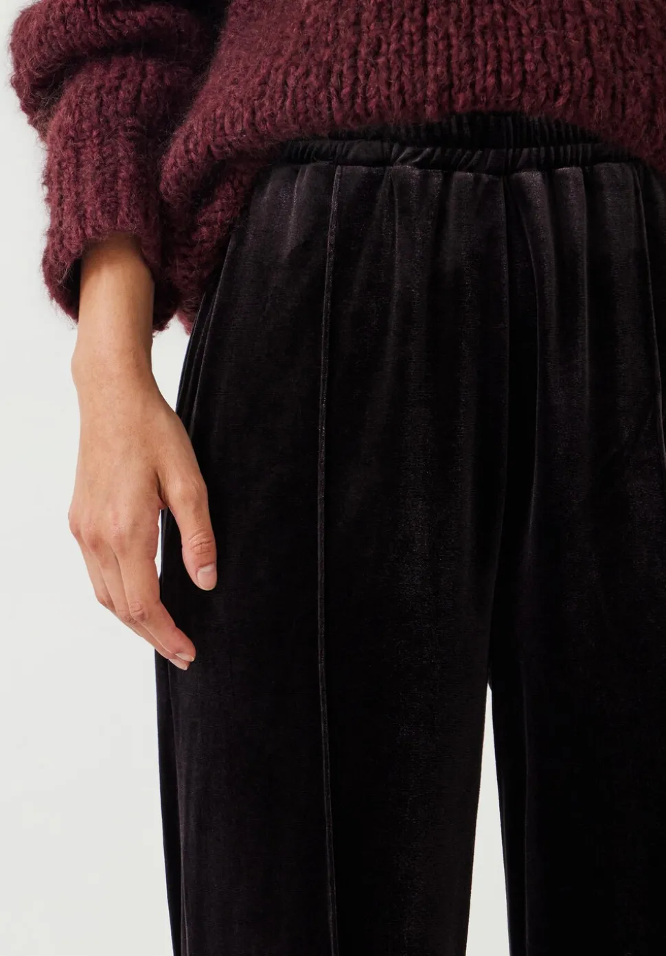 Harrison Velvet Pintuck Joggers