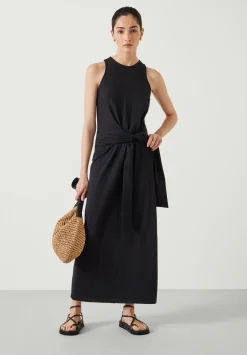 Isla Sleeveless Maxi Dress