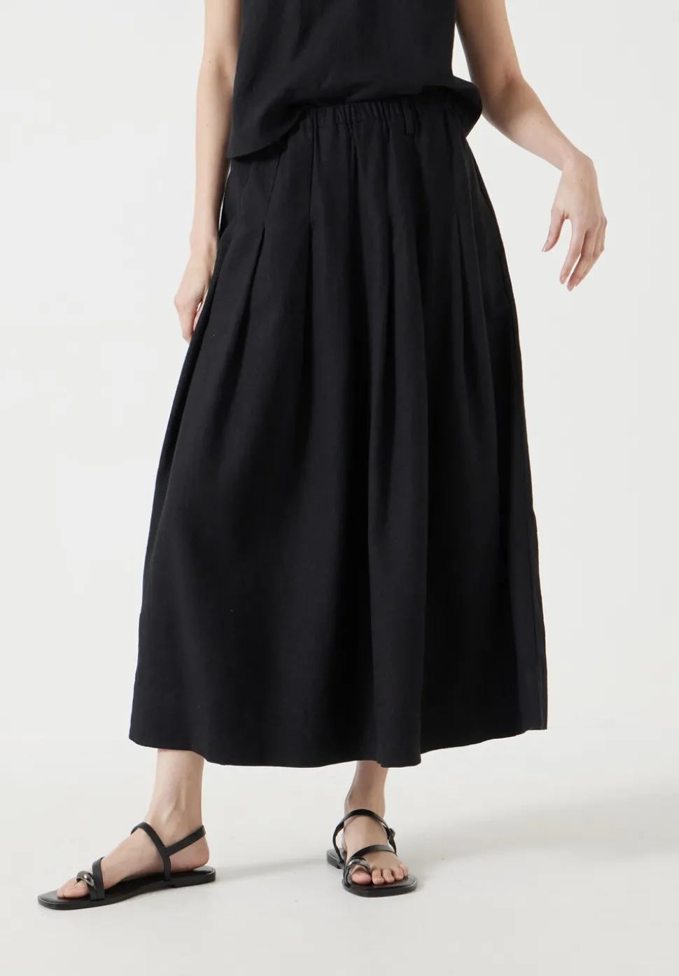 Ivy Pleated Linen Blend Midi Skirt