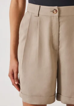 Juniper Relaxed Tailored Shorts