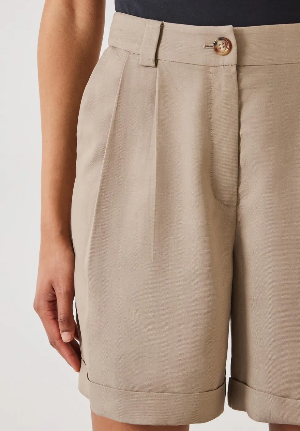 Juniper Relaxed Tailored Shorts