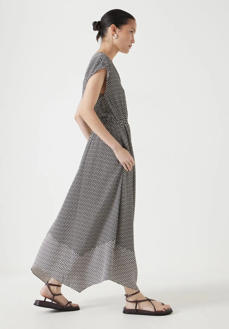 Klara Relaxed Maxi Dress
