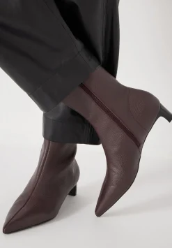Leather Sock Fit Boots