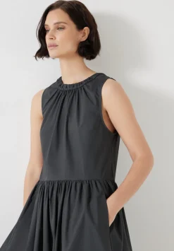 Lightweight Cotton Sleeveless Crew Neck Maxi Dress