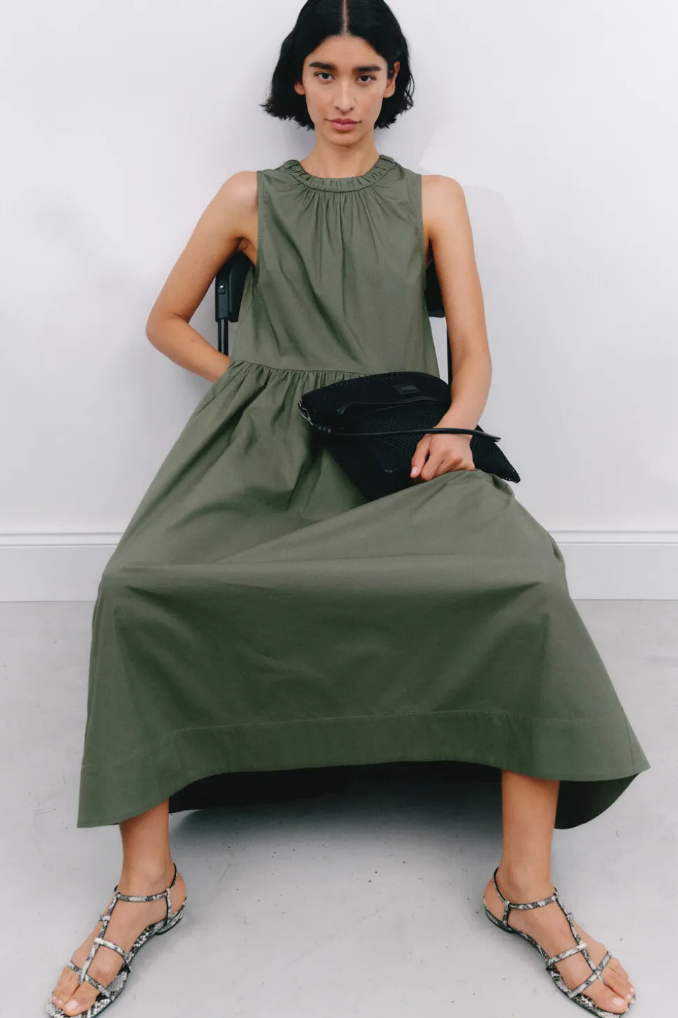 Lightweight Cotton Sleeveless Crew Neck Maxi Dress