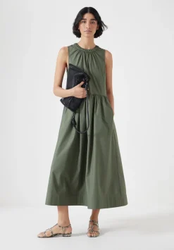 Lightweight Cotton Sleeveless Crew Neck Maxi Dress