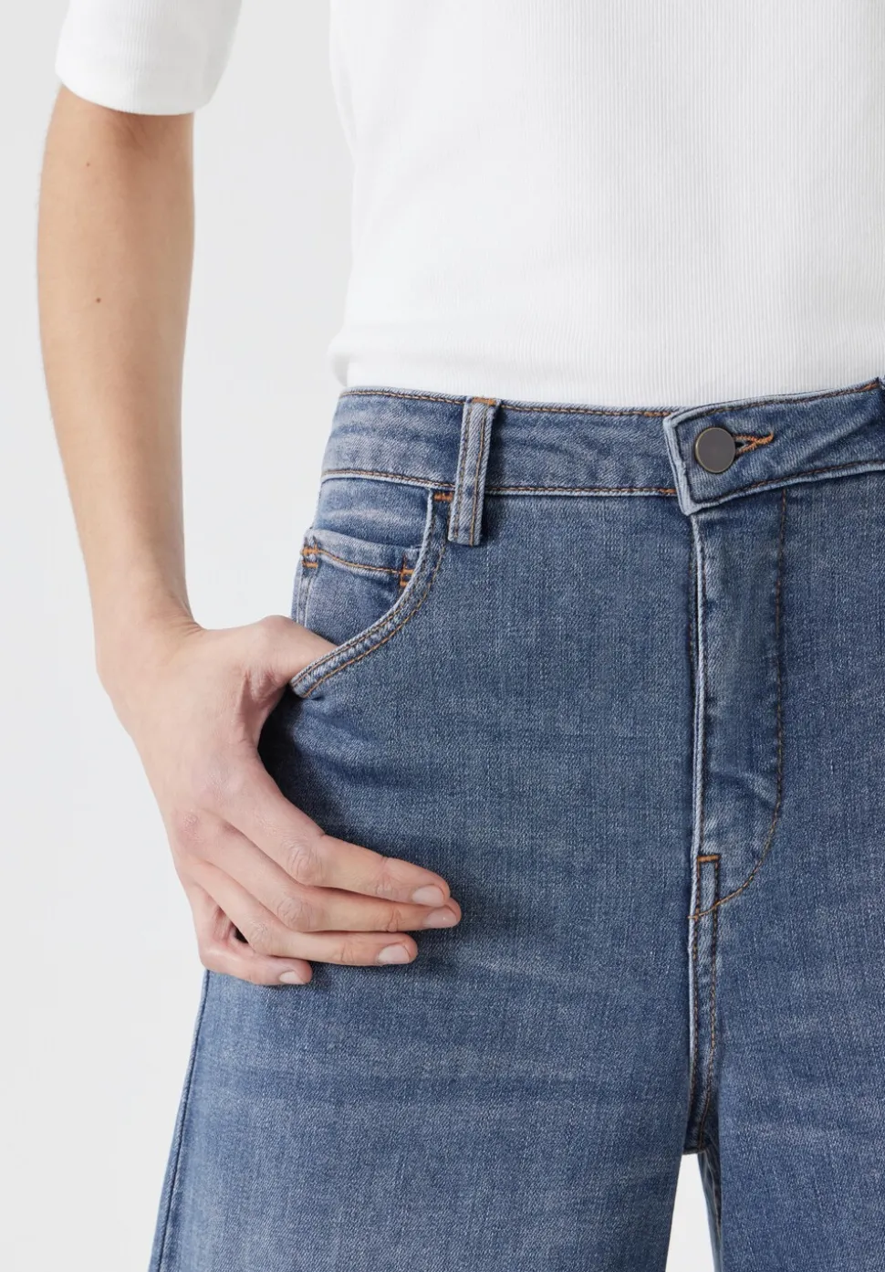 Nessa Wide Leg Jeans