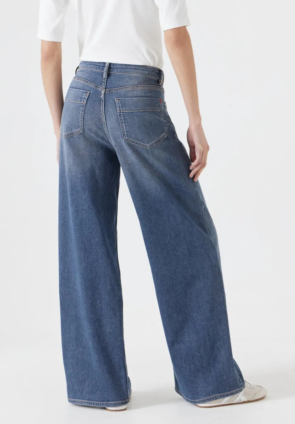 Nessa Wide Leg Jeans