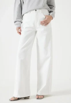 Nessa Wide Leg Jeans