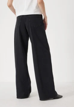 Nessa Wide Leg Jeans